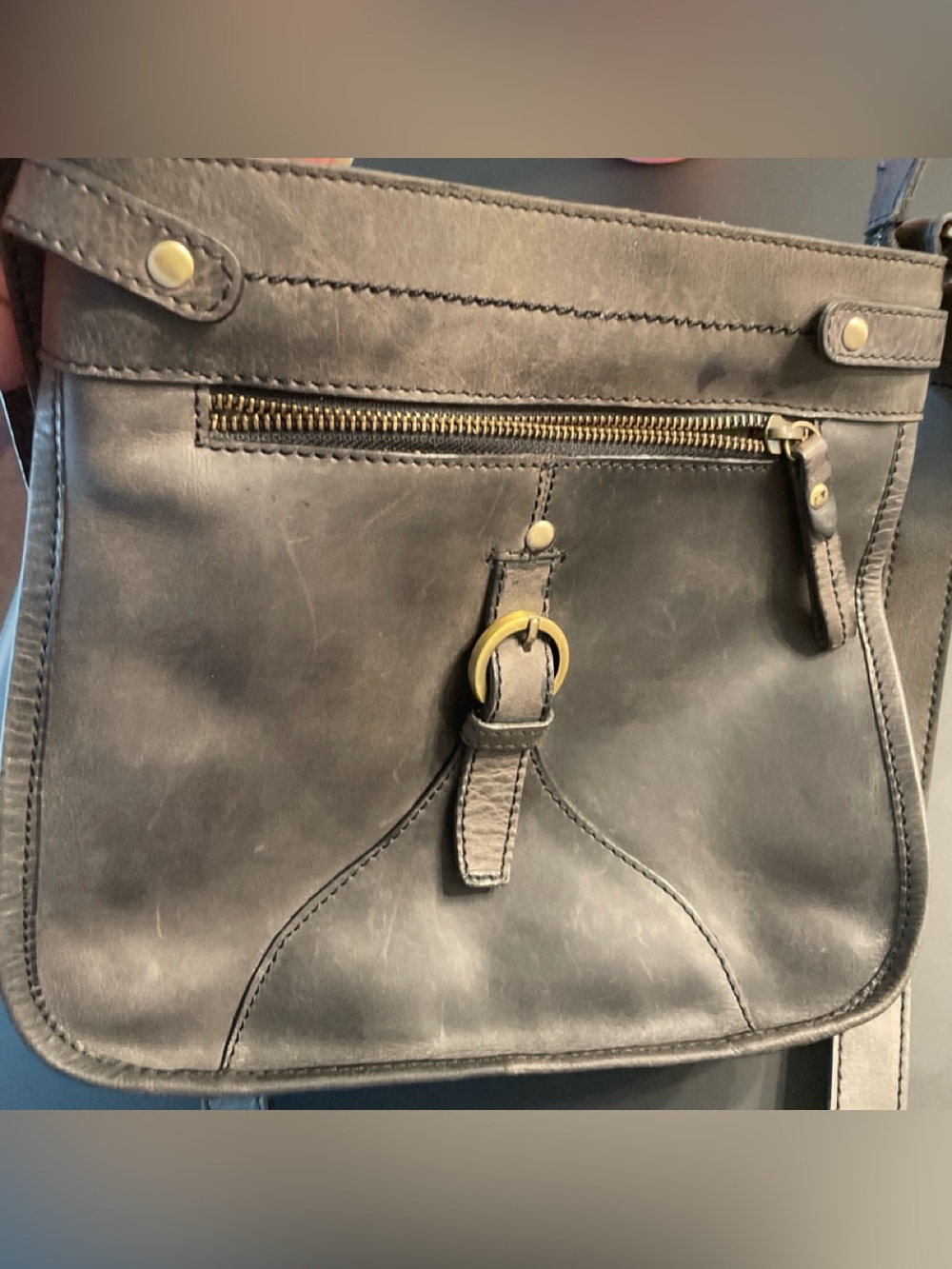 DIBa True Women’s Distressed Leather Crossbody Messenger Bag Dark Gray Rugged